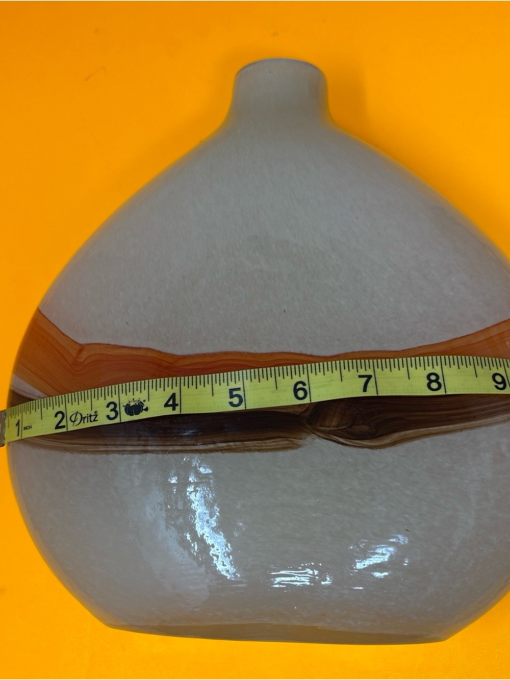 Vintage Pier 1 vase decor Hand-Blown Glass Vase in Cream with Amber Band used - Picture 9 of 11